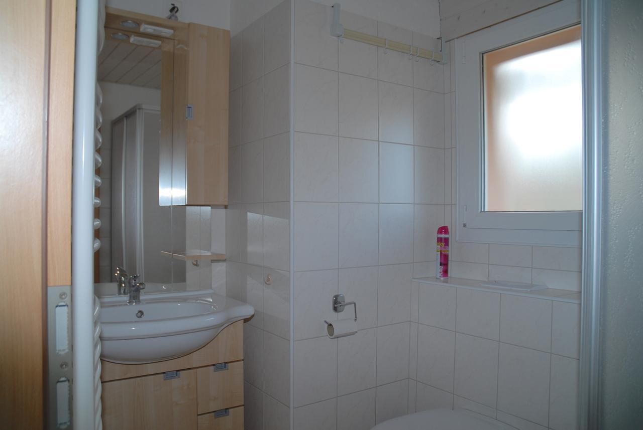 Appartment Aux Lilas Les Geneveys-sur-Coffrane Exterior photo