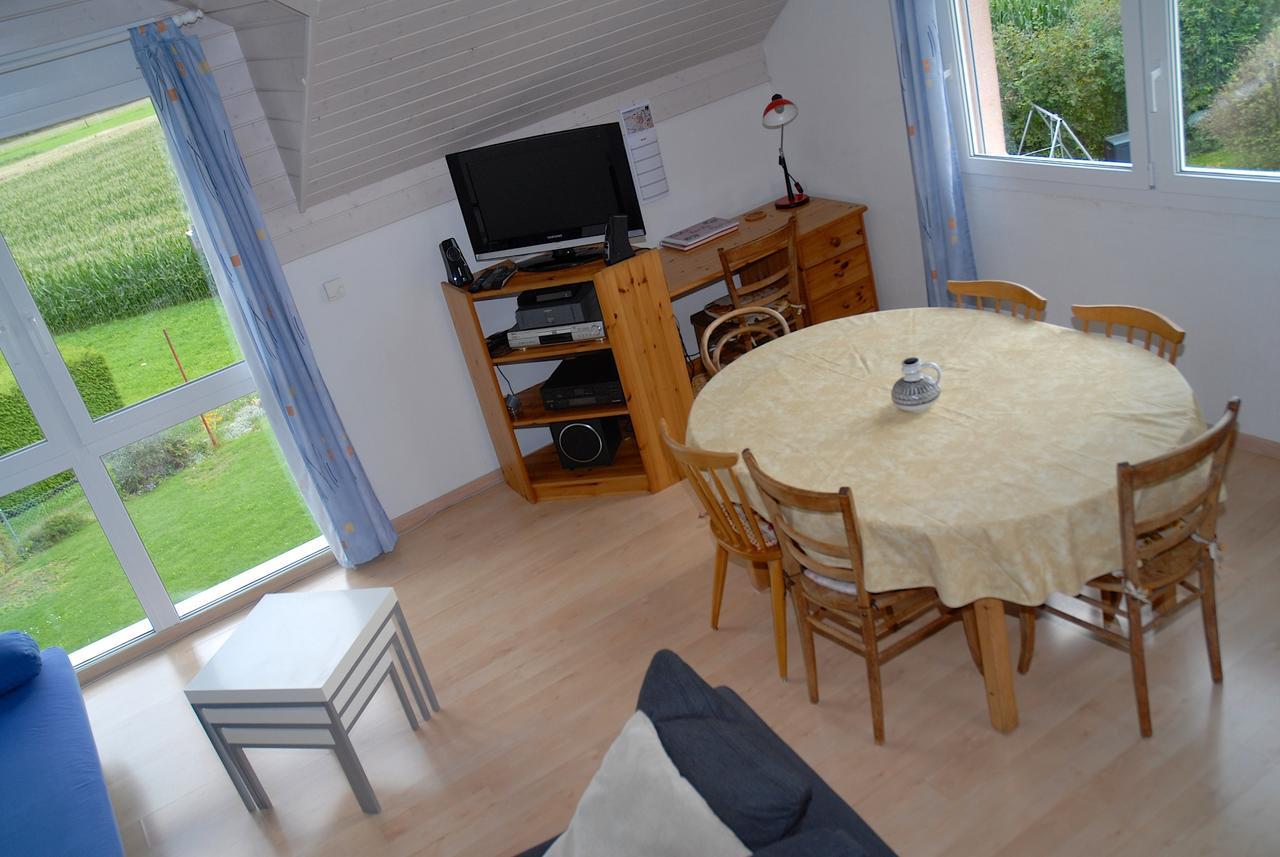 Appartment Aux Lilas Les Geneveys-sur-Coffrane Exterior photo