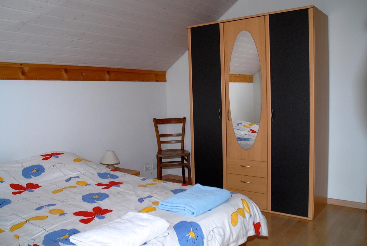 Appartment Aux Lilas Les Geneveys-sur-Coffrane Exterior photo